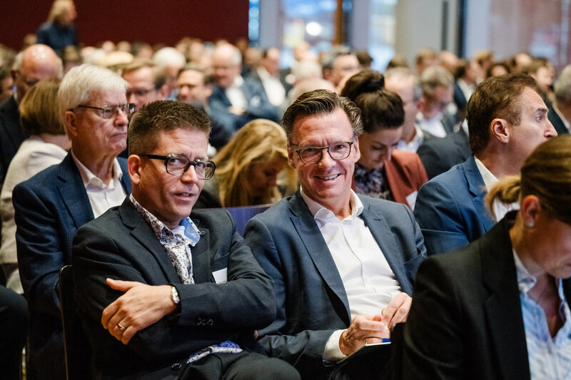 Symp_Publikum_2 | © FH Kufstein Tirol Teilnehmer des Internationalen Symposiums zur Restrukturierung hören aufmerksam der Präsentation zu. | © FH Kufstein Tirol