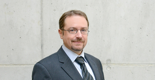 Christoph Hauser, Stv. Studiengangsleiter Bachelor Internationale Wirtschaft & Management, Master International Business Studies | © FH Kufstein Tirol