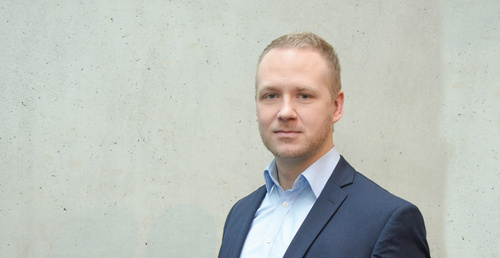 Giuseppe Sorrentino, Akademischer Produktentwickler, Hochschullehrer für Betriebswirtschaftslehre & datenbasierte Unternehmensführung, Datenschutzbeauftragter | © FH Kufstein Tirol