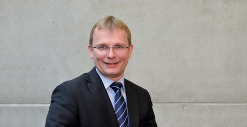 Karsten Böhm - Professor (FH) für Wirtschaftsinformatik | © FH Kufstein Tirol Karsten Böhm, Professor (FH) für Wirtschaftsinformatik | © FH Kufstein Tirol