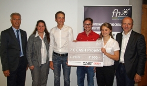 Gruppenbild 7€ Cash Projekt Studiengang Unternehmensführung 2013