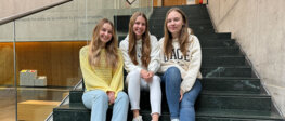 The three students on the Bachelor's degree programme in Business Management at the FH Kufstein Tirol are dedicated to the important topic of violence prevention in kindergartens. In cooperation with the Soroptimists, they designed a media box called MutMach-Box - Mut steht uns gut.